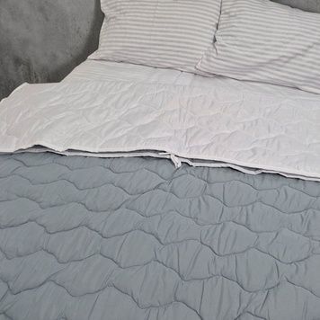 Ковдра 4 сезони зима-літо 1.40Х2.00 4727 фото