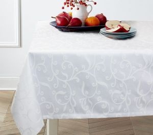 White jacquard tablecloth for cafes and restaurants 100X140