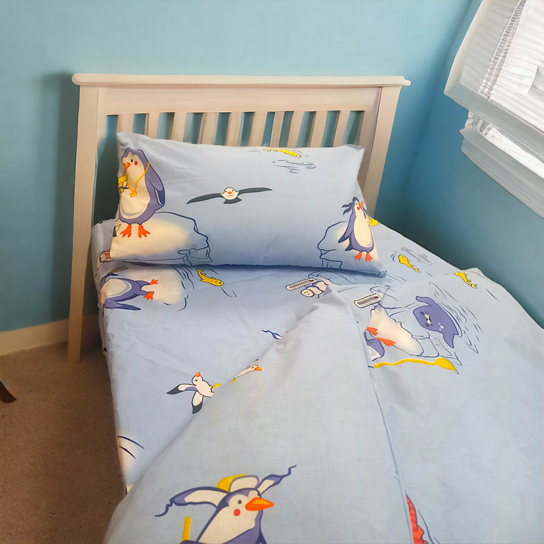 Teenage bedding set "Funny Penguins"