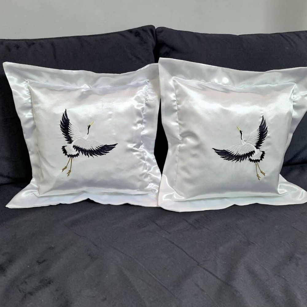 Decorative Pillow Cranberry Song 40x40 60280 photo